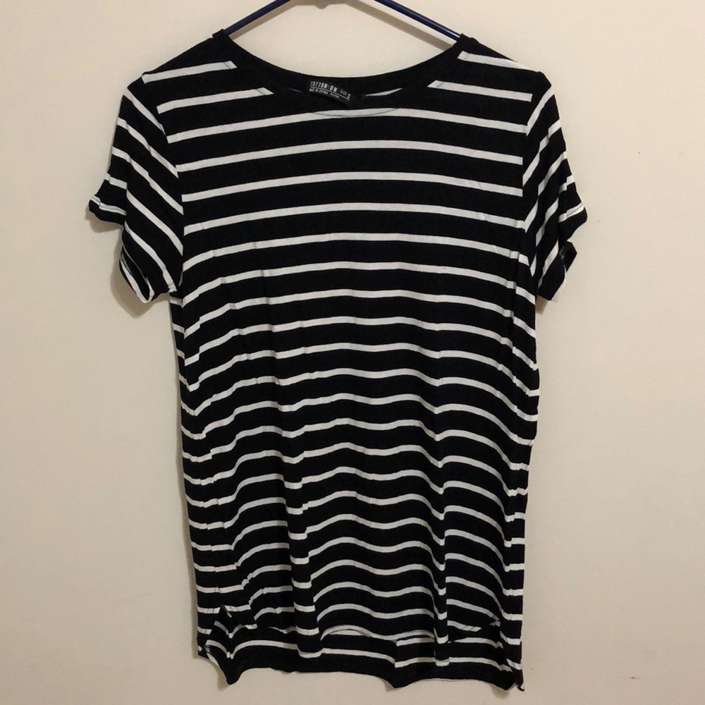 B&W striped tee shirt